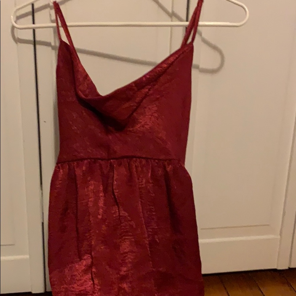 Red cami